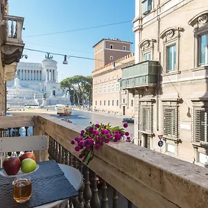  Сasa de vacaciones Amazing Piazza Venezia
